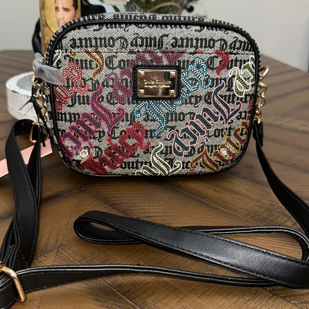 NWT Juicy Couture crossbody ✨✨✨